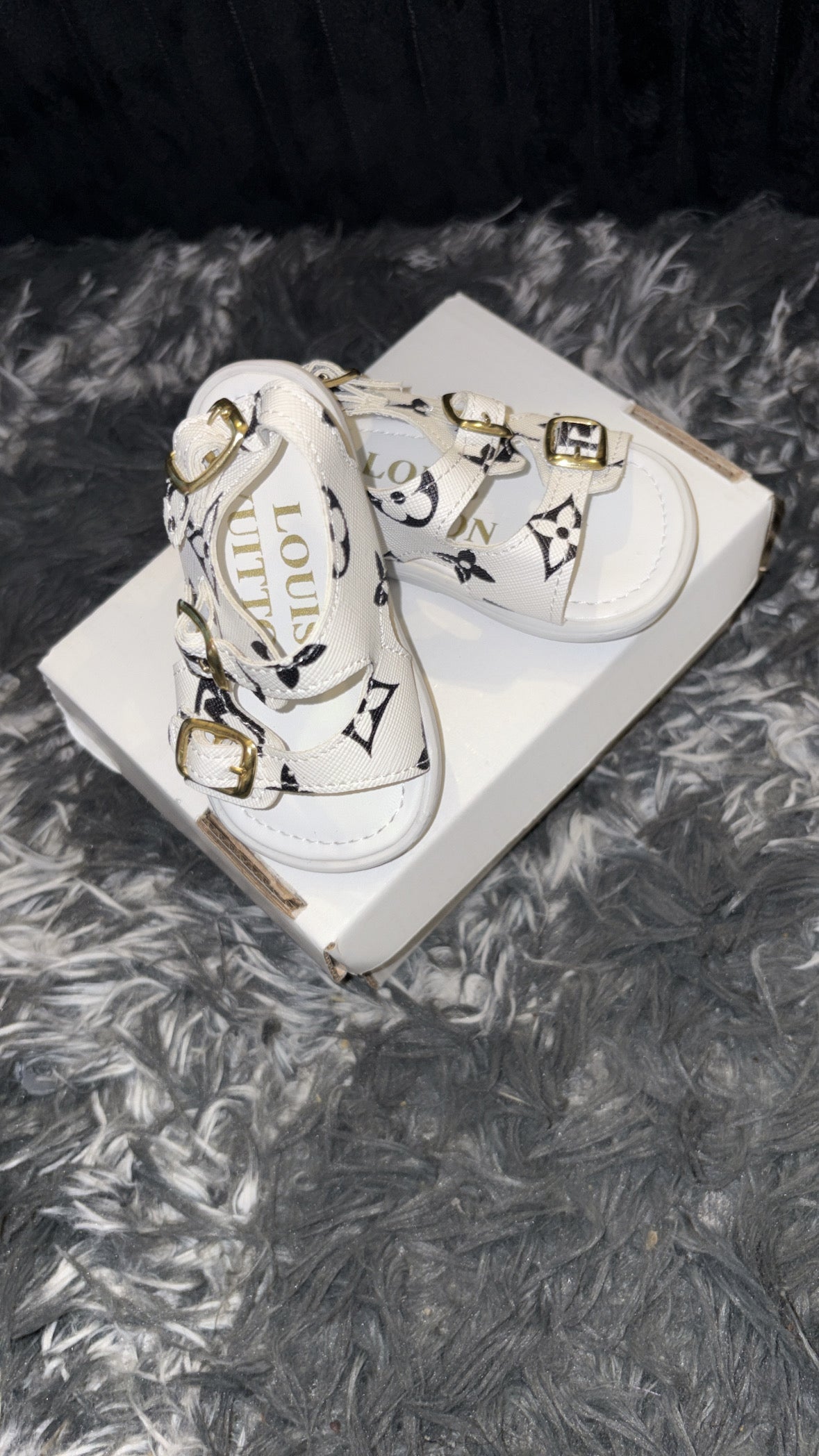 Baby Lv Sandals 💕