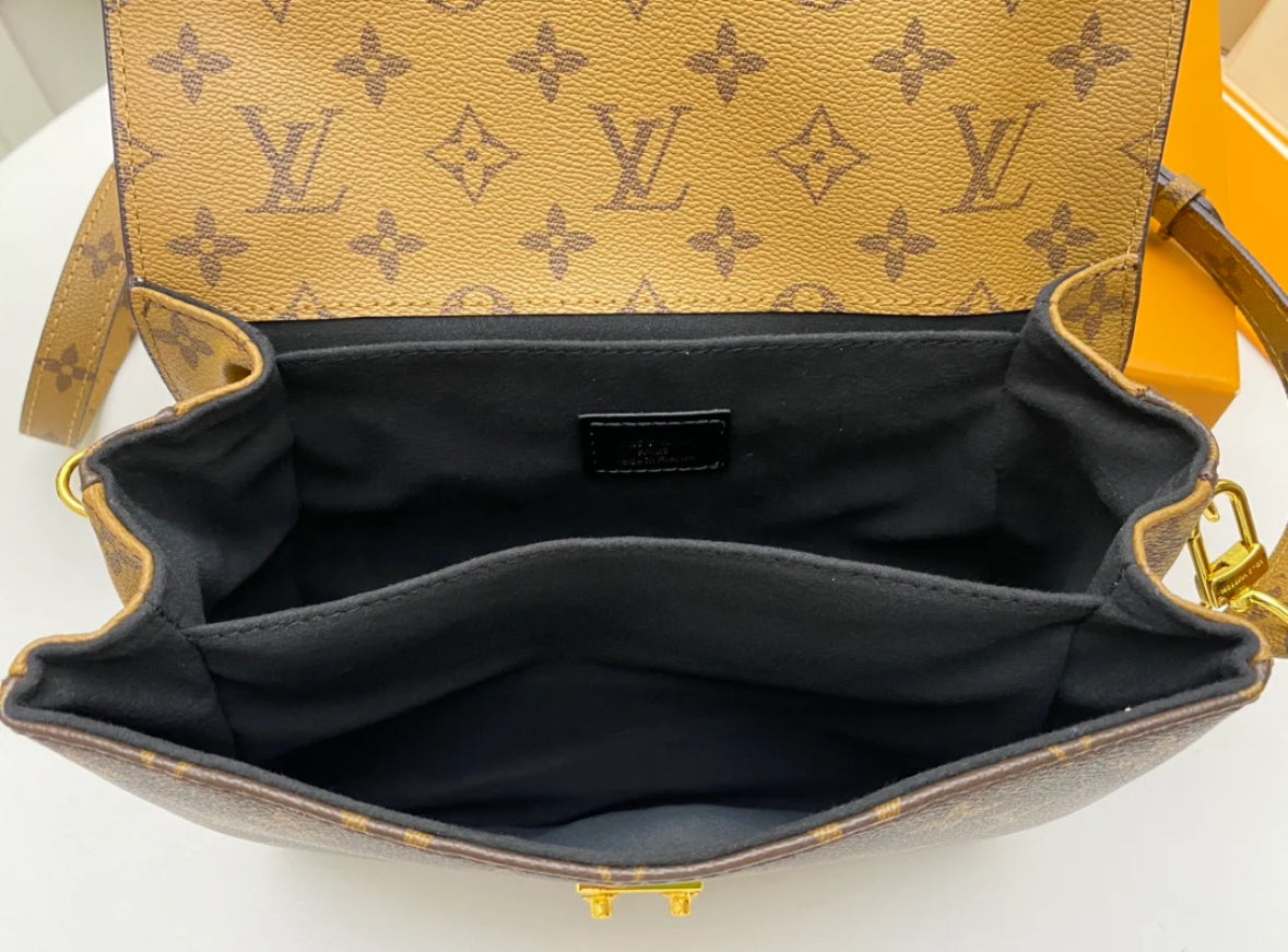 Pre-teen Lv bag 💕